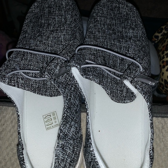 Pair of slip on beach shoes - Picture 3 of 3